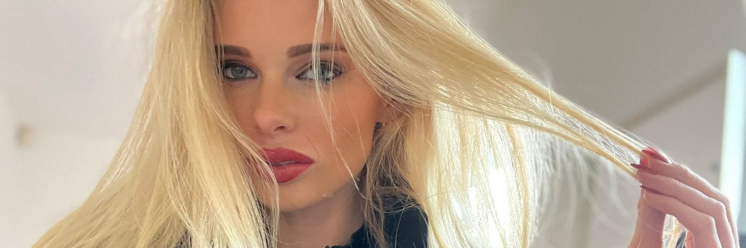 Zara Deeley's banner