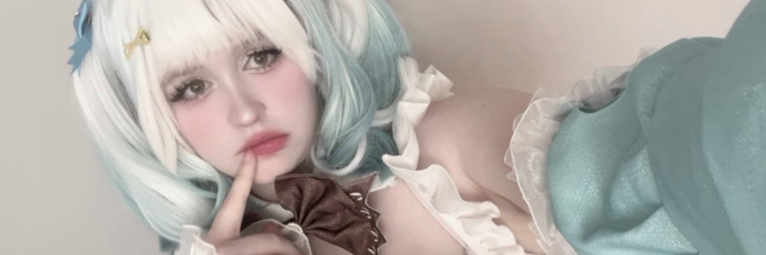 vika .ᐟ @ anyc's banner