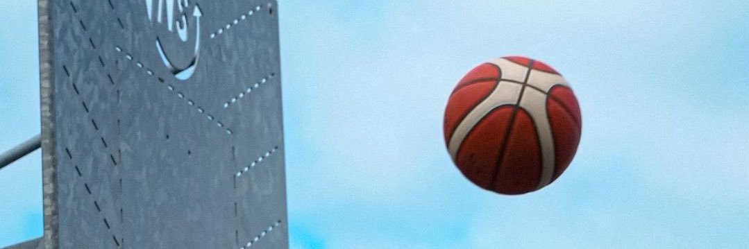 💧's banner