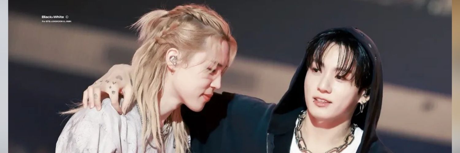 Sara🌈JustLoveKM☾𖤓's banner