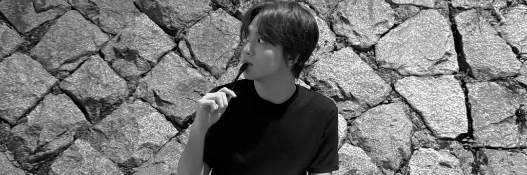 ★ black's banner