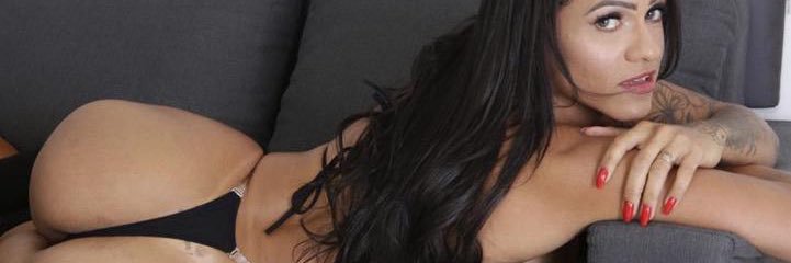 Baianinha wife's banner