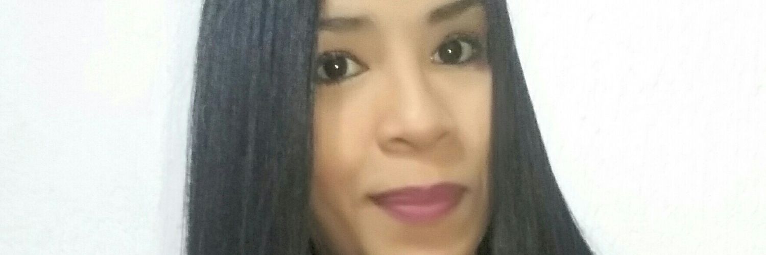 La Nena's banner