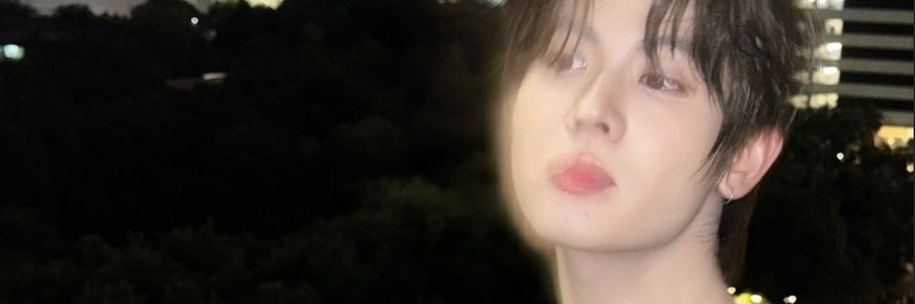 𝙝𝙤𝙣𝙚𝙮🍯🐝(8/7)'s banner