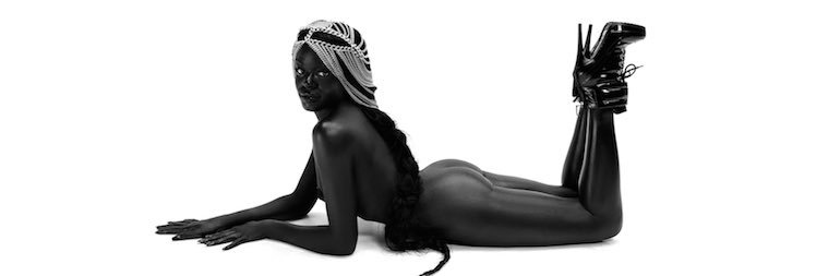 Signature of Azealia Banks's banner