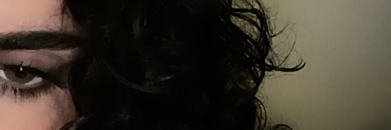 Dana🎀's banner