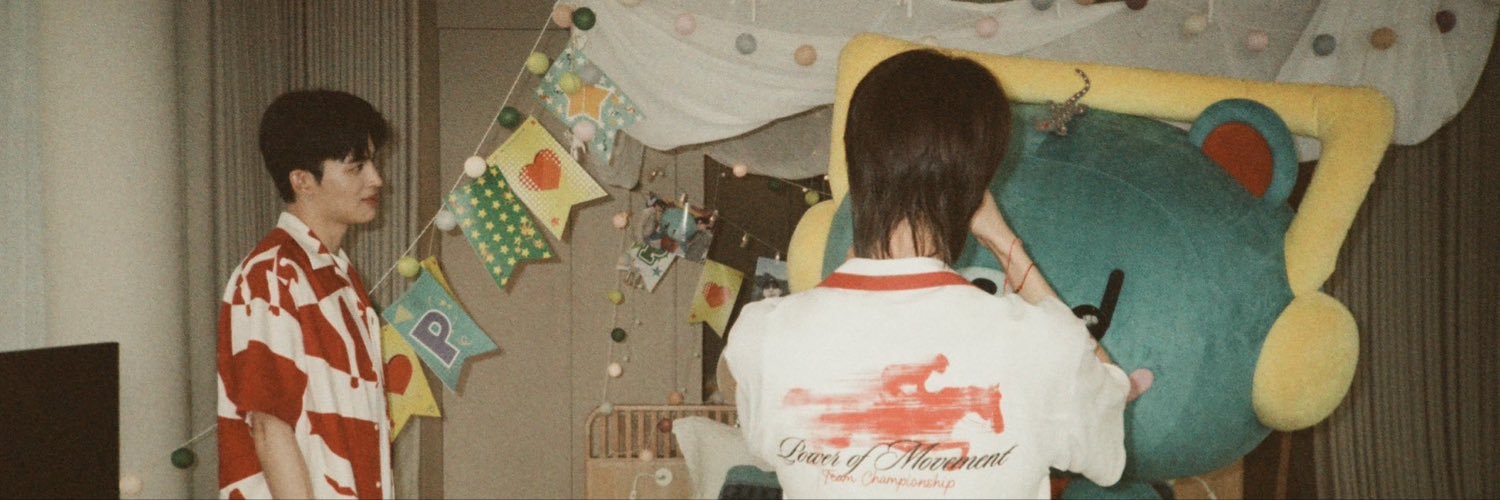 แสนซน🐝🍯's banner