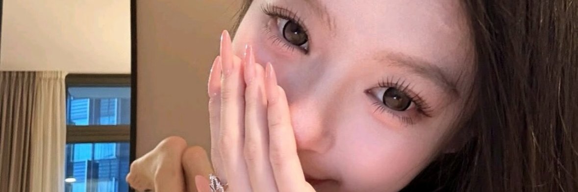 草莓啵啵's banner
