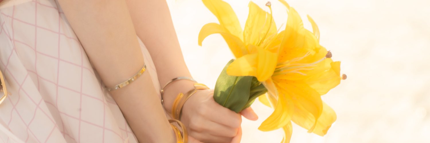 Reina's banner