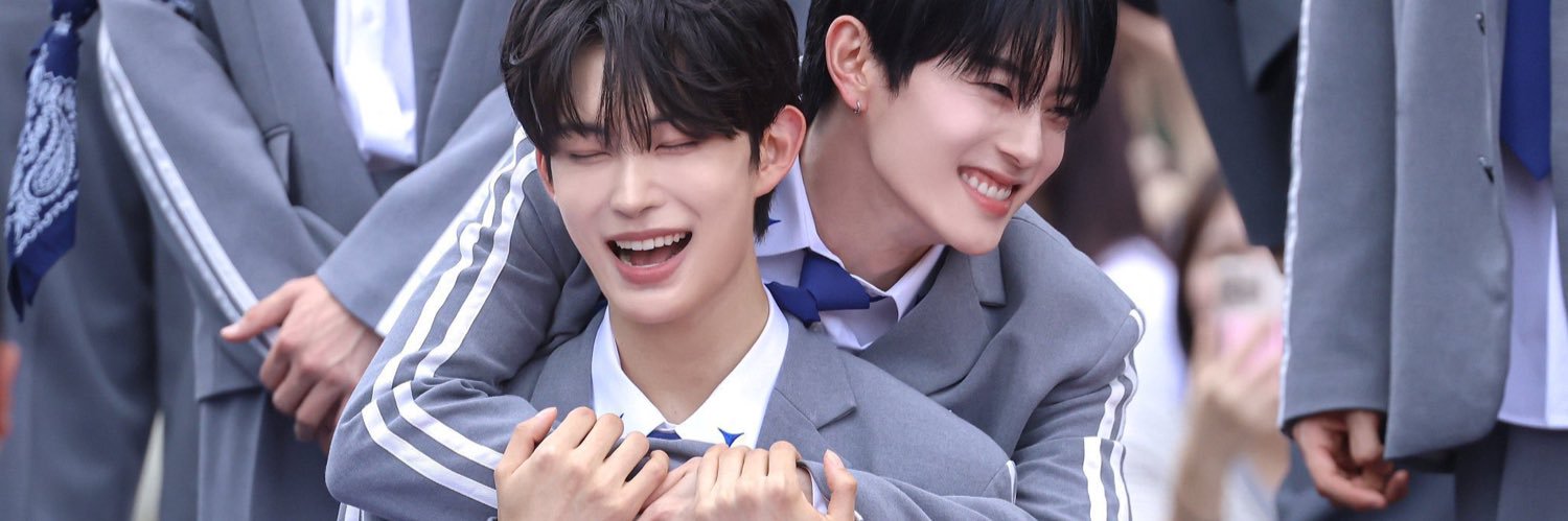 건깡 아카이브's banner
