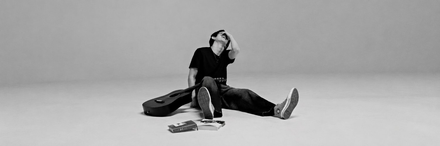 ✶'s banner