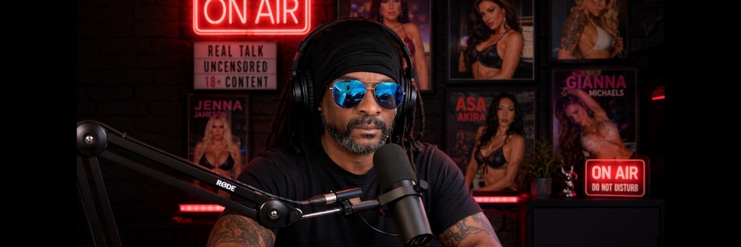 DARK MEDIA | Podcast Maxwell Mahogany's banner