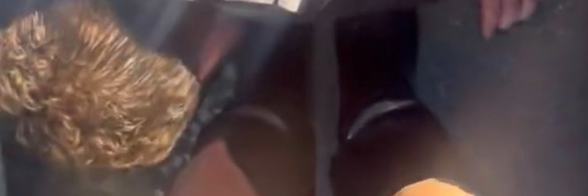 Bankbygoddesslaura's banner