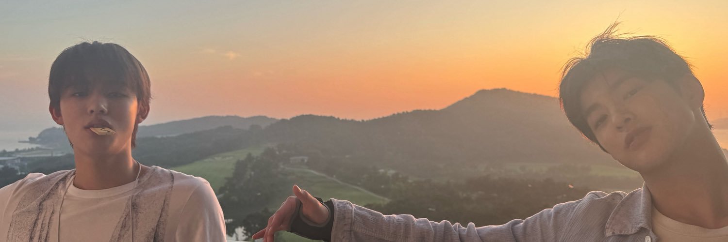 𝙢𝙚𝙬's banner
