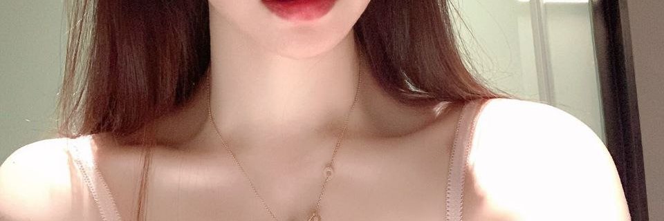疯狂女骑士's banner