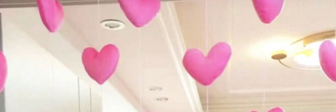 🎀💕🥰's banner