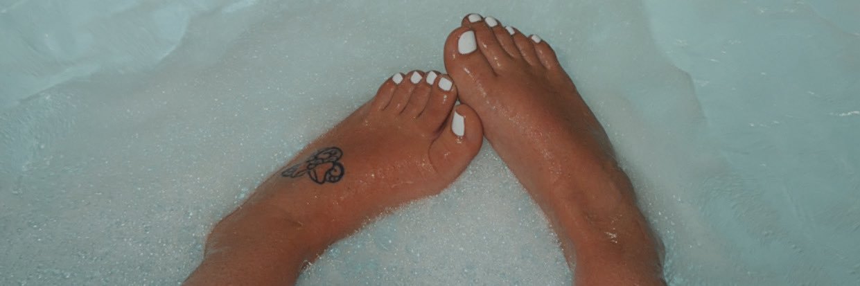 Hallie Renee's banner