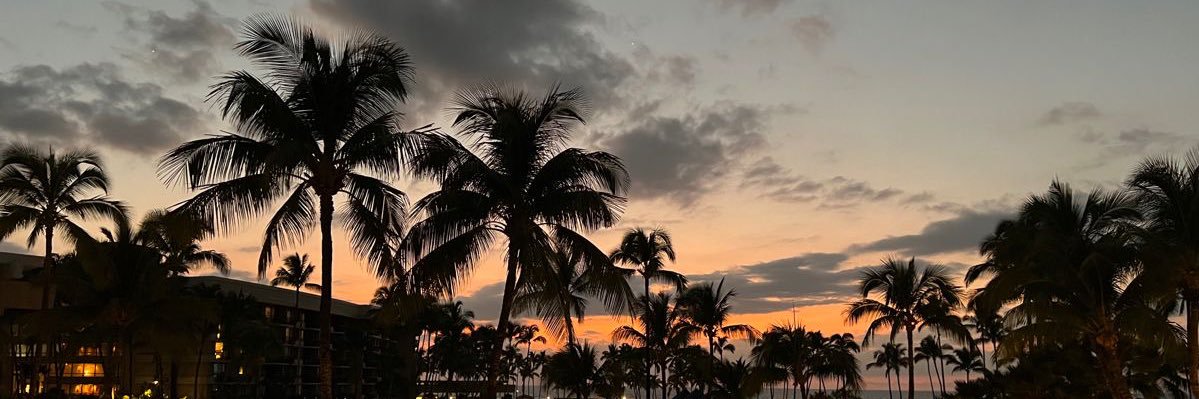 4̶𝙧𝙚𝙖𝙡༒'s banner