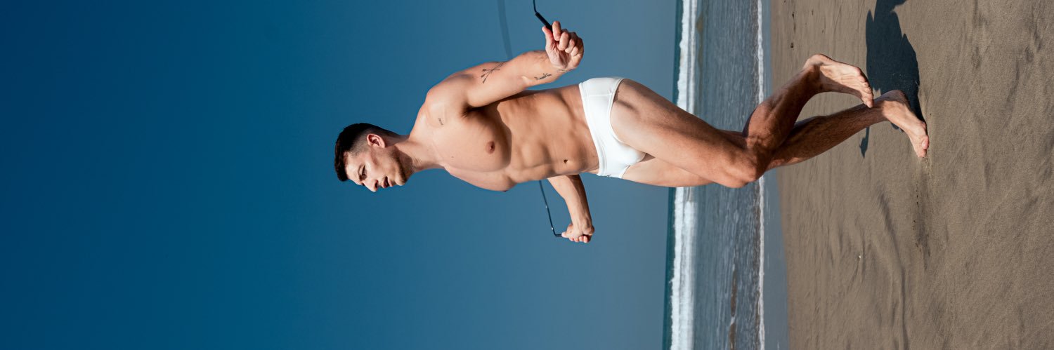 DAMOYA's banner