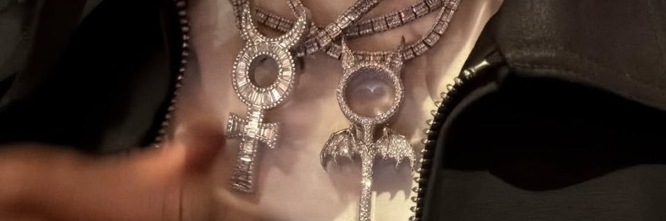 ☿'s banner