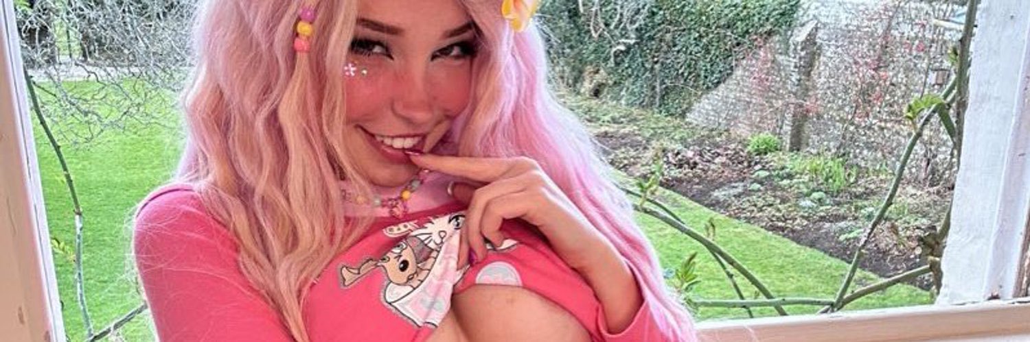 Belle Delphine👸🏼's banner