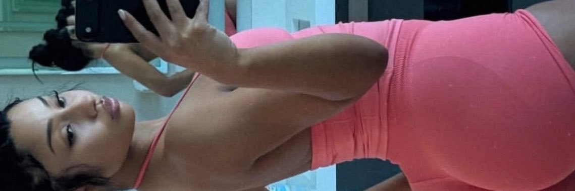 RUBI ROSE 🌹's banner