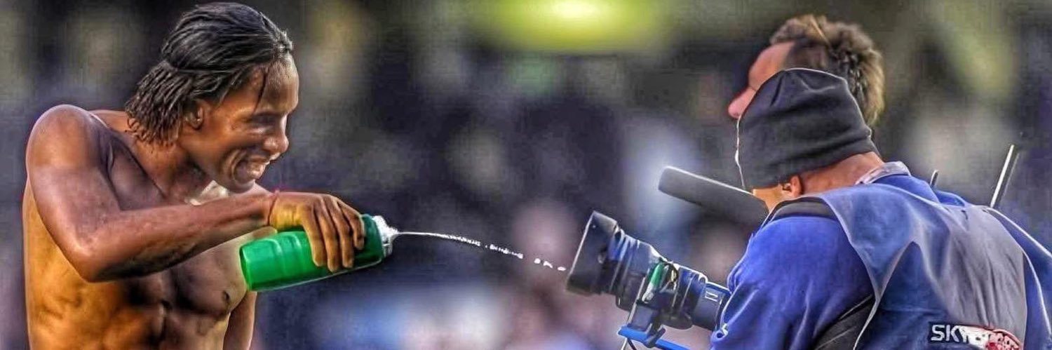Mee's banner