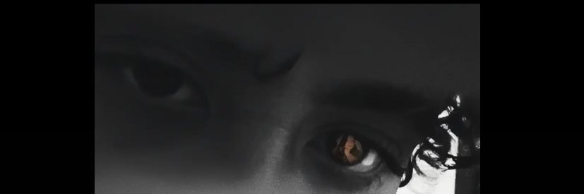 lia ⁷ ♱'s banner