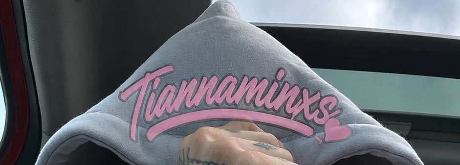 TIANNA 🌈's banner