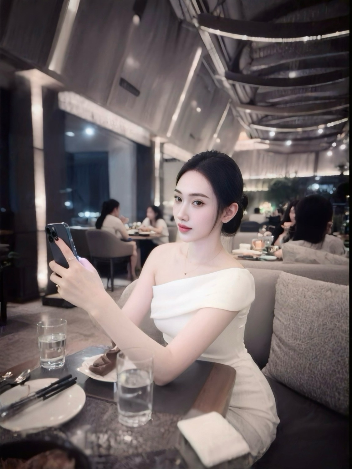 Thái Gia Hân 🐬 ( Ladyboy )'s banner