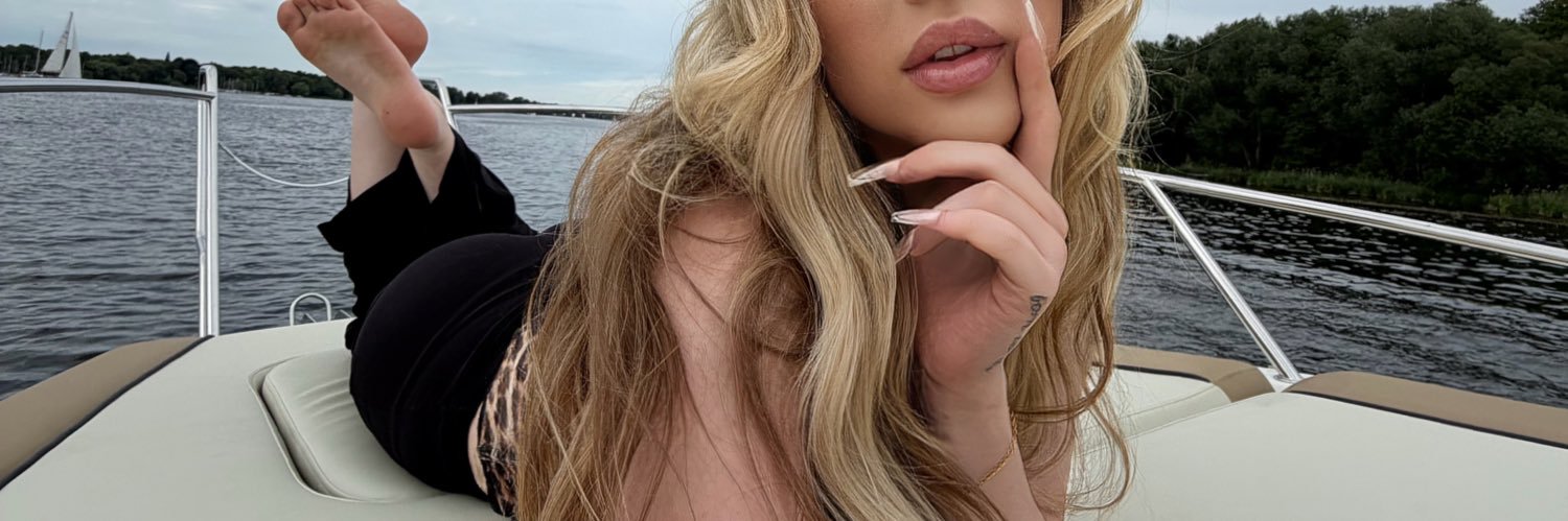 𝐿𝑎𝑑𝑦 𝐶𝑎𝑡ℎ𝑒𝑟𝑖𝑛 𝑁𝑦𝑥 💋's banner