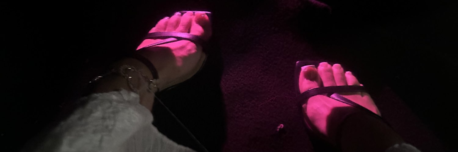 xBarefeetBarbie's banner