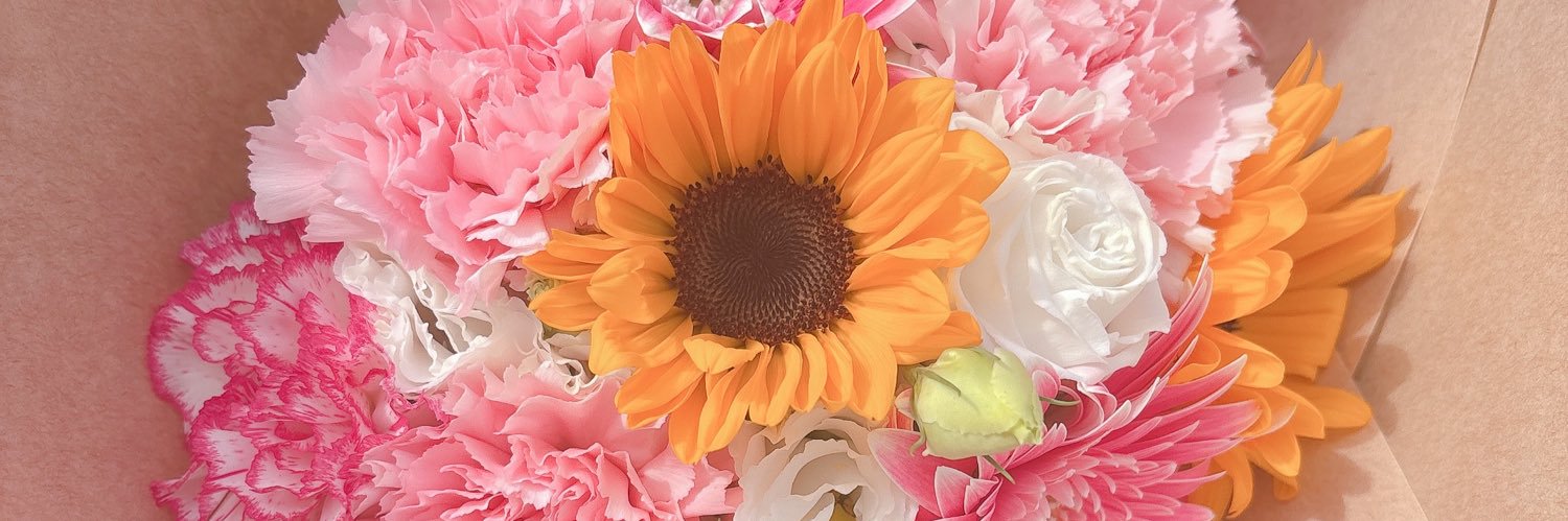 もな's banner