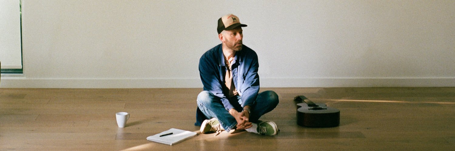 MAT KEARNEY's banner