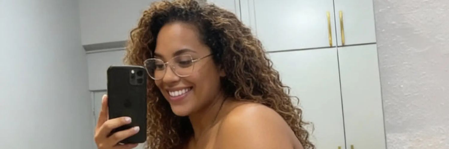 Aria West's banner