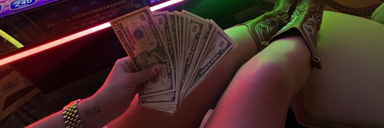 Princess Megs | Findom's banner