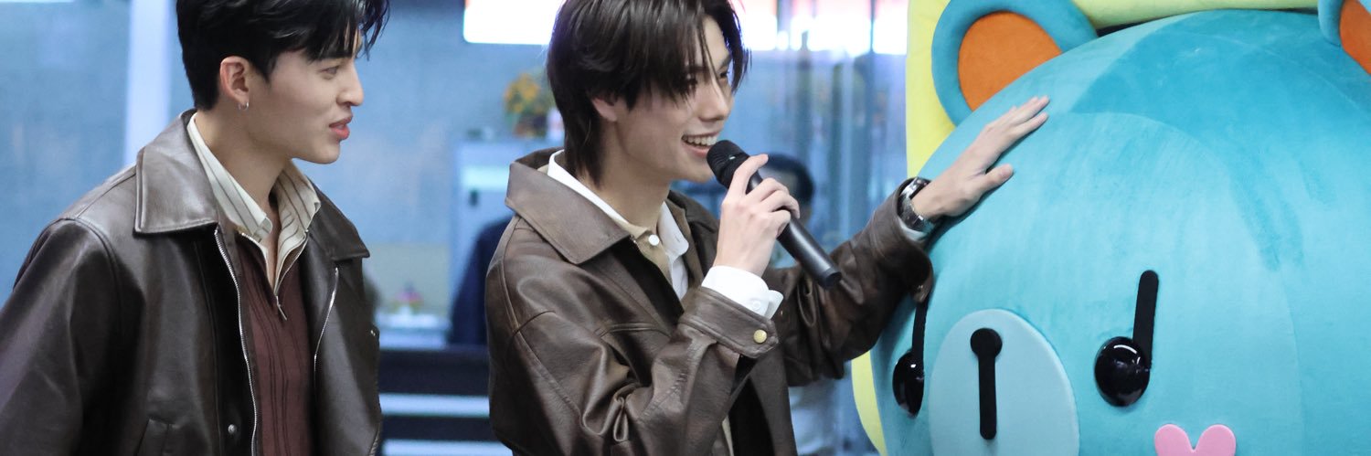 𝒅𝒆𝒔♥︎'s banner
