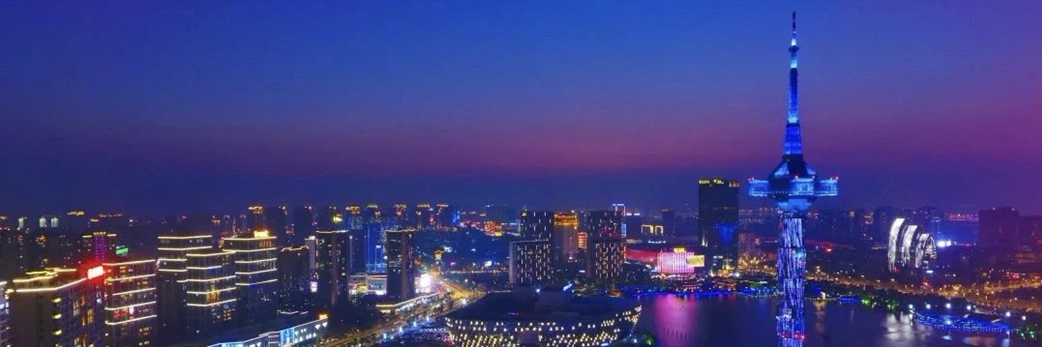 温情先森's banner