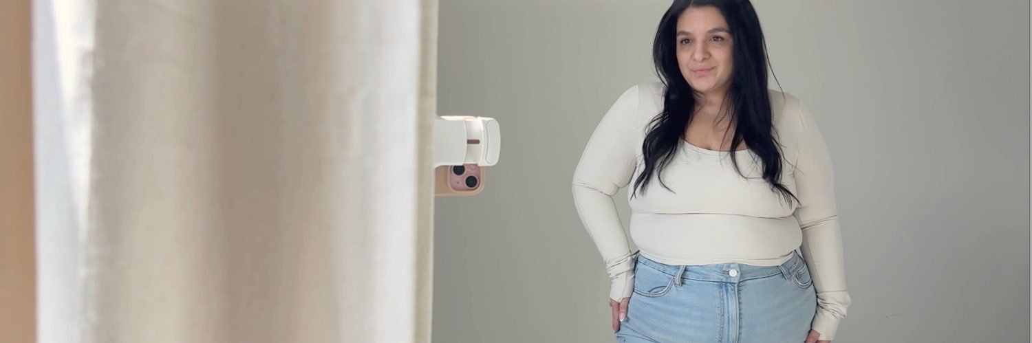 elle nicole's banner