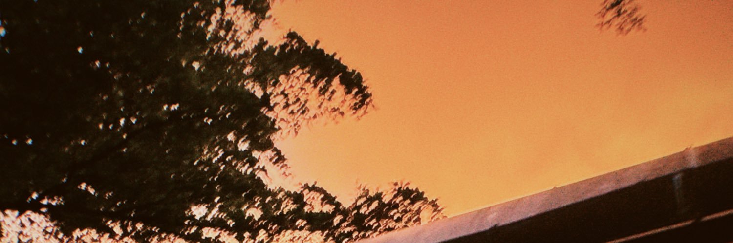 Fad's banner