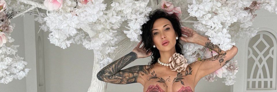 Oxana Luxury's banner