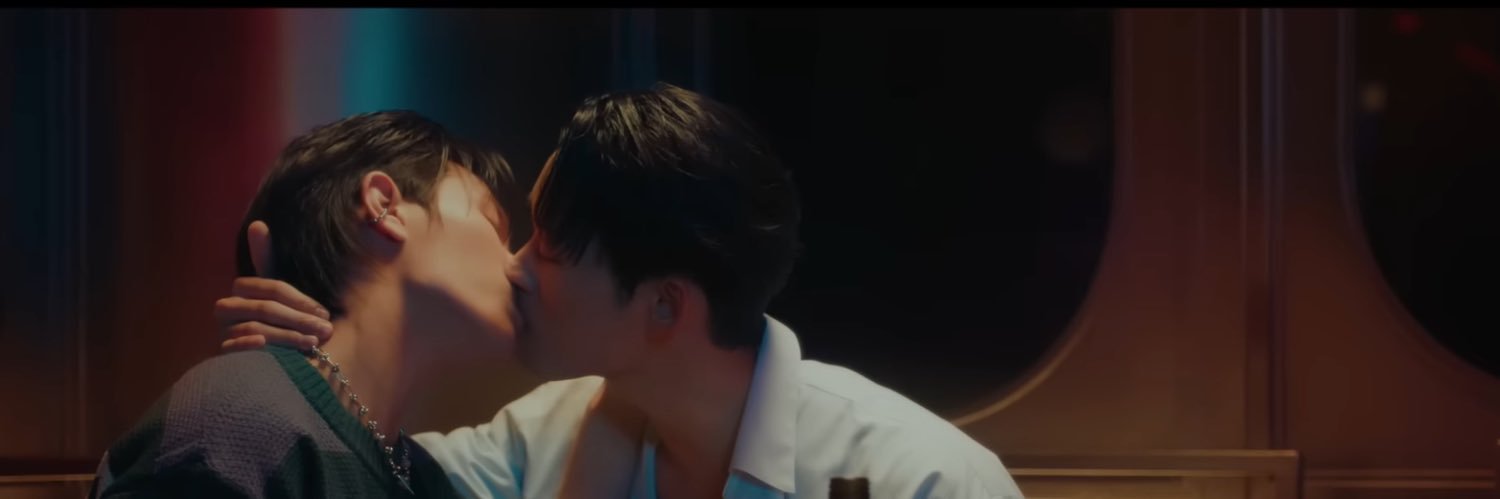 👨🏻‍❤️‍💋‍👨🏻's banner