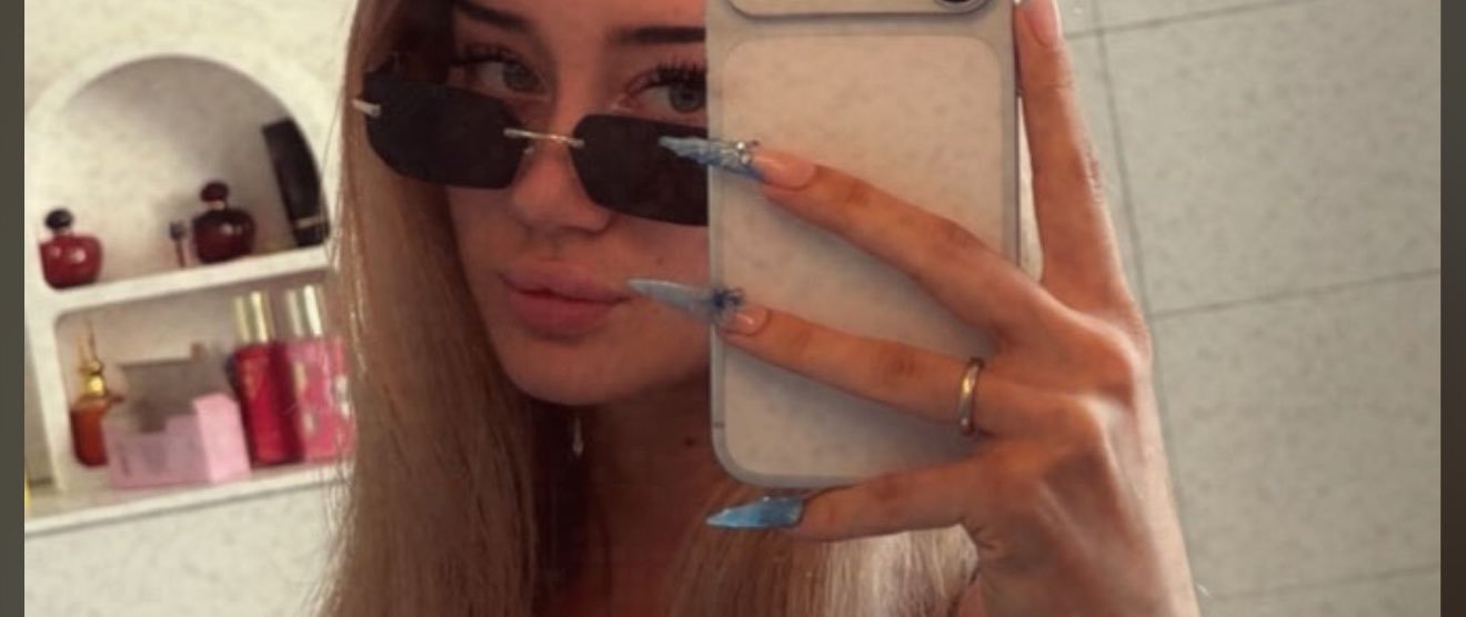 Tara van dijk 💗's banner