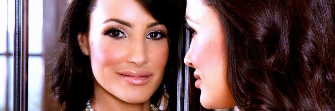 Fan Lisa Ann Feed's banner