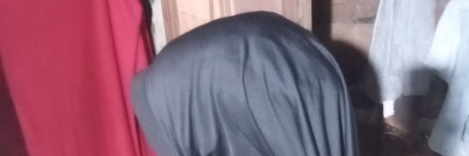 Hana cder hijab's banner