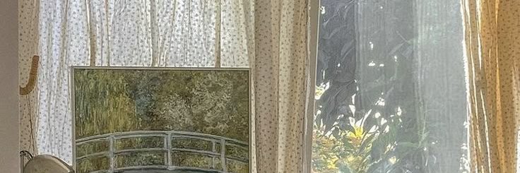 Henna's banner