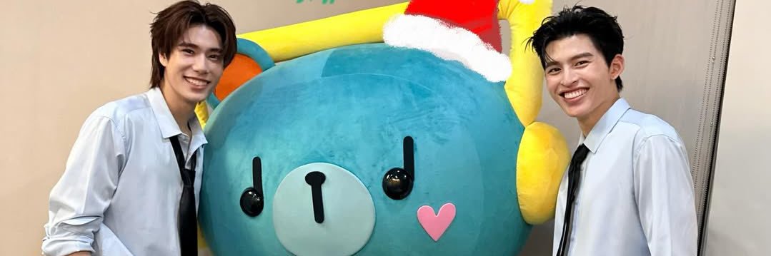 with all my heart :) ❤️ ver.2's banner