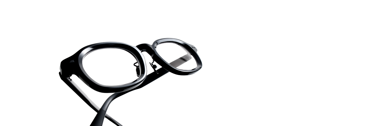 QRO_eyewear​'s banner
