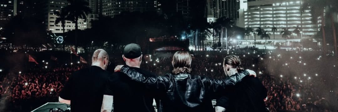 Alleined's banner