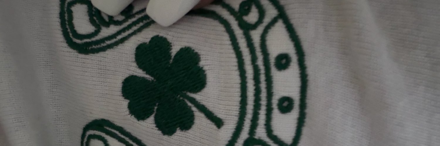 kissinshadow's banner